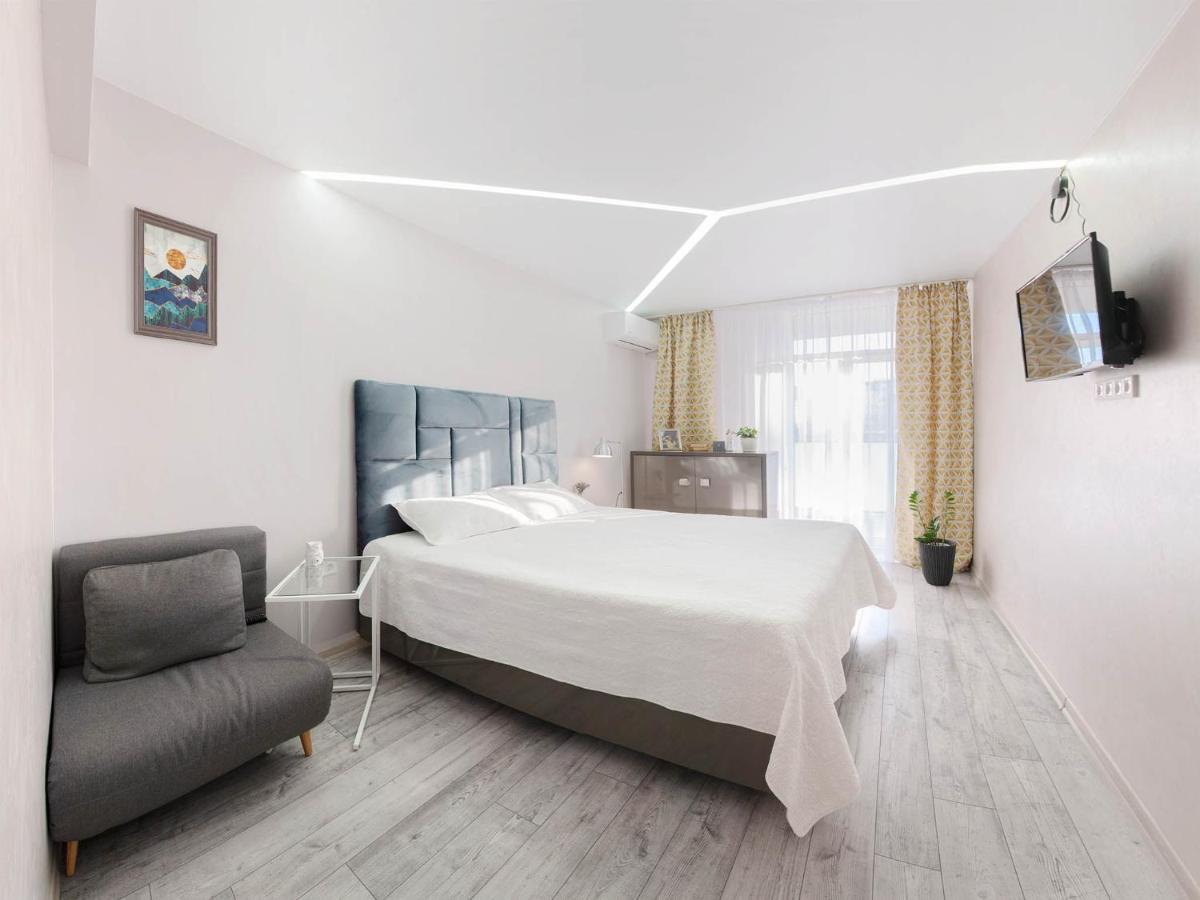3-Room Apartments Avalon Lviv Exterior photo