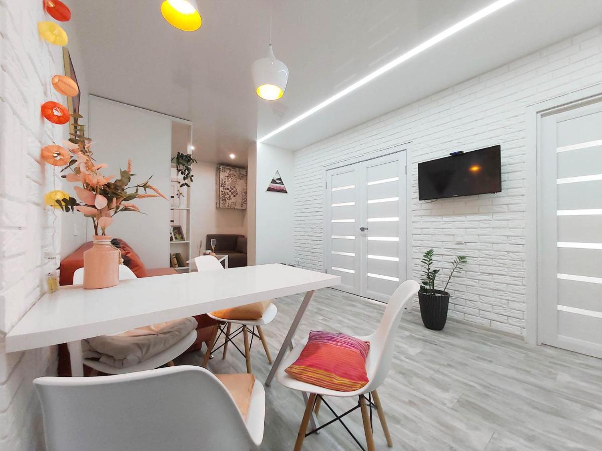 3-Room Apartments Avalon Lviv Exterior photo